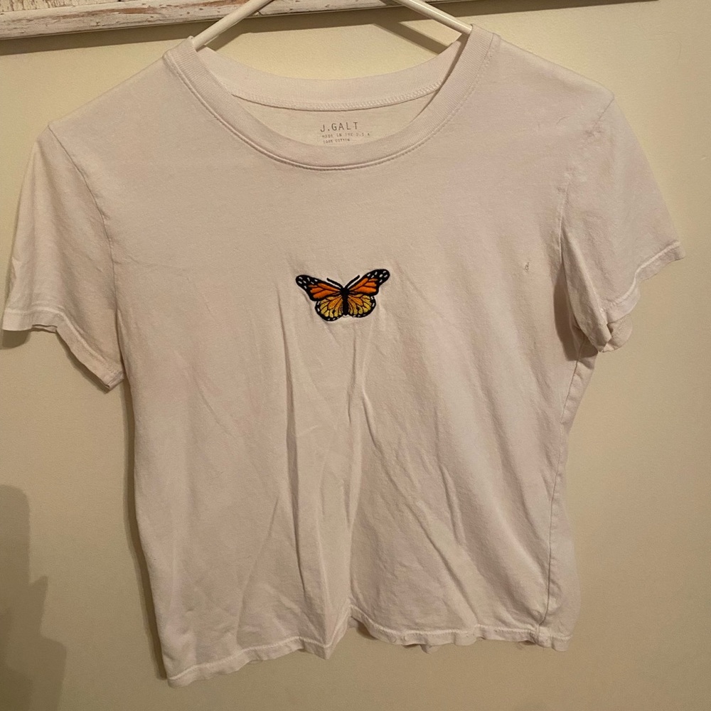 WHITE BUTTERFLY T SHIRT
